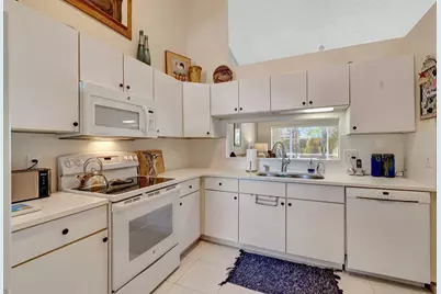 6367 Long Key Lane, Boynton Beach, FL 33472 - Photo 13