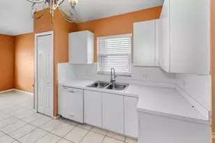 413 European Ln, Fort Pierce, FL 34982 - Photo 9