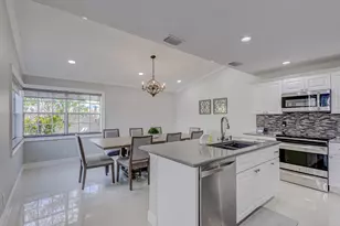 17 Selby Ln, Palm Beach Gardens, FL 33418 - Photo 17