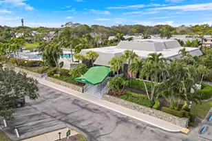 18081 SE Country Club Dr, Jupiter, FL 33469 - Photo 17