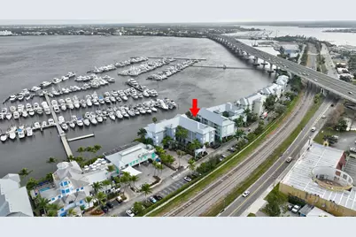875 NW Flagler Avenue, Unit #404, Stuart, FL 34994 - Photo 43