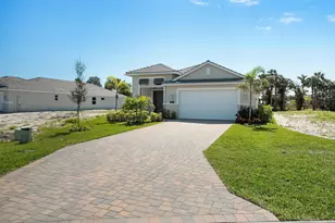 2151 Falls Cir, Vero Beach, FL 32967 - Photo 3