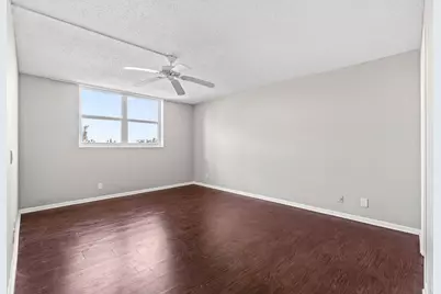 5700 NW 2nd Avenue, Unit #401, Boca Raton, FL 33487 - Photo 13