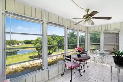 729 Lori Drive, Unit #404, Palm Springs, FL 33461 - Photo 15