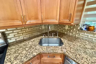 30 Plymouth C, West Palm Beach, FL 33417 - Photo 15