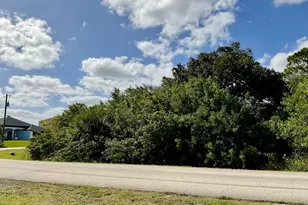 4674 SW Masefield St, Port Saint Lucie, FL 34953 - Photo 1