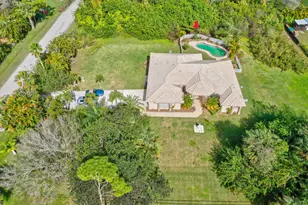 8671 155th Pl N, Palm Beach Gardens, FL 33418 - Photo 3