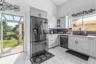 9023 Baybury Ln, West Palm Beach, FL 33411 - Photo 3