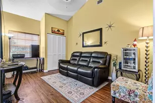 9023 Baybury Ln, West Palm Beach, FL 33411 - Photo 13