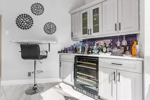 9023 Baybury Ln, West Palm Beach, FL 33411 - Photo 7