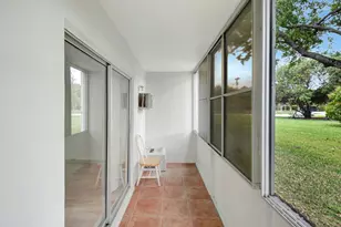 143 Sussex H, West Palm Beach, FL 33417 - Photo 15