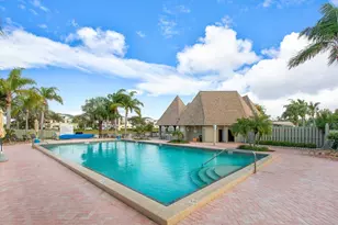 820 Bella Vista Ct S, Jupiter, FL 33477 - Photo 37