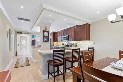 1061 Orange Terrace, Unit #204, Delray Beach, FL 33445 - Photo 9