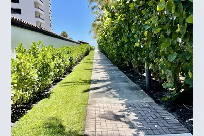 470 Mars Way, Juno Beach, FL 33408 - Photo 17