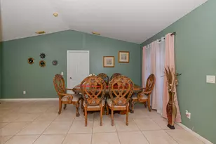 557 SW Baoy Ave, Port Saint Lucie, FL 34953 - Photo 5