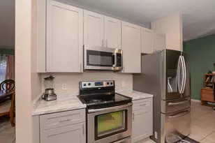 557 SW Baoy Ave, Port Saint Lucie, FL 34953 - Photo 11