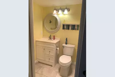 376 Windsor Q, West Palm Beach, FL 33417 - Photo 15