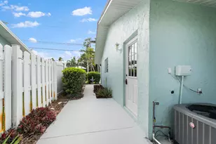 1559 SW Dyer Point Rd, Palm City, FL 34990 - Photo 23