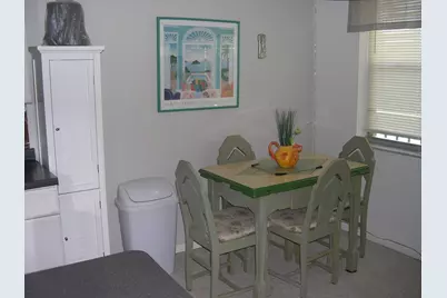 1200 Colonnades Drive, Unit #201, Fort Pierce, FL 34949 - Photo 9