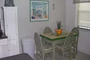 1200 Colonnades Dr, Fort Pierce, FL 34949 - Photo 9