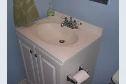 1200 Colonnades Drive, Unit #201, Fort Pierce, FL 34949 - Photo 15