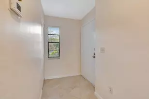 9299 Vista Del Lago E, Boca Raton, FL 33428 - Photo 5