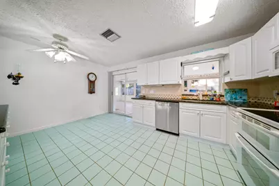 311 Granada Street, Fort Pierce, FL 34949 - Photo 15