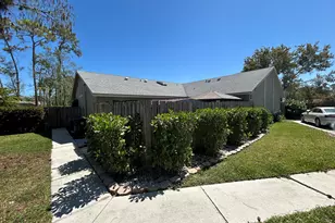 1106 Hyacinth Pl, Wellington, FL 33414 - Photo 25