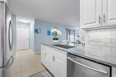 1106 Hyacinth Place, Wellington, FL 33414 - Photo 15