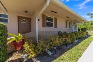 2533 Dudley Dr W, West Palm Beach, FL 33415 - Photo 3