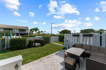 700 NE 20th Lane, Boynton Beach, FL 33435 - Photo 33