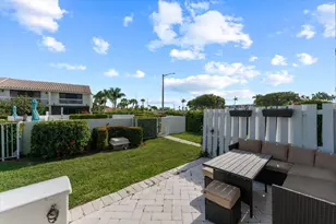 700 NE 20th Ln, Boynton Beach, FL 33435 - Photo 33