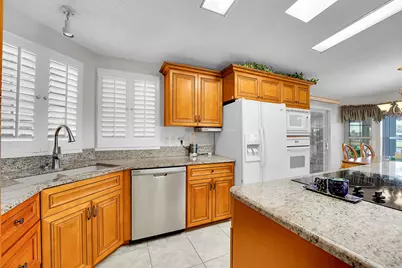 3700 Hydrilla Court, Port Saint Lucie, FL 34952 - Photo 7