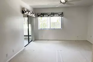 5750 Fairway Park Ct, Boynton Beach, FL 33437 - Photo 11