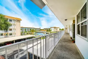 931 Gardenia Dr, Delray Beach, FL 33483 - Photo 35