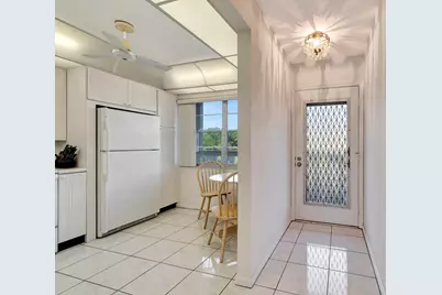 2901 Victoria Circle, Unit #F2, Coconut Creek, FL 33066 - Photo 5