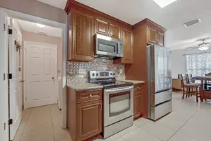 10293 Boynton Pl Cir, Boynton Beach, FL 33437 - Photo 11