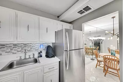 632 Snug Harbor Drive, Unit #D3, Boynton Beach, FL 33435 - Photo 9