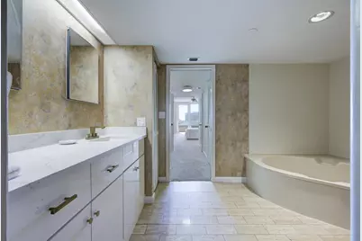 525 S Flagler Drive, Unit #17C, West Palm Beach, FL 33401 - Photo 23