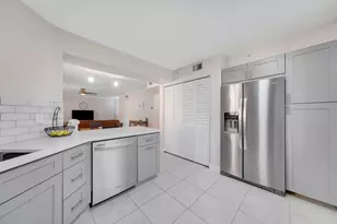 500 Scotia Dr, Hypoluxo, FL 33462 - Photo 9