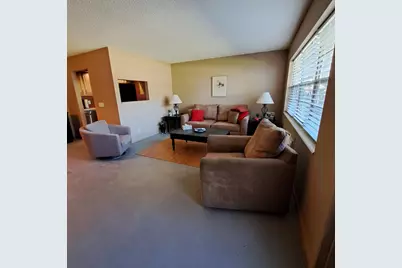 50 Windsor C, West Palm Beach, FL 33417 - Photo 3