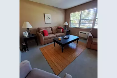 50 Windsor C, West Palm Beach, FL 33417 - Photo 5