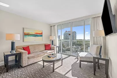 2670 E Sunrise Boulevard, Unit #718, Fort Lauderdale, FL 33304 - Photo 9