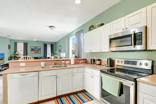 4940 Pelican Manor, Coconut Creek, FL 33073 - Photo 7