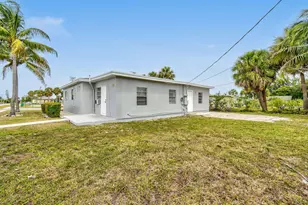 652 Bayberry Dr, Lake Park, FL 33403 - Photo 41