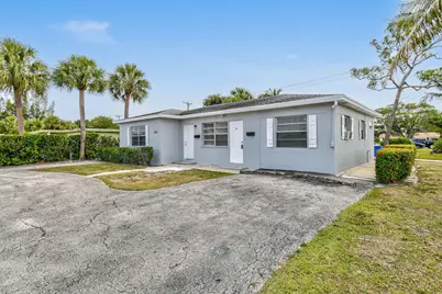 652 Bayberry Drive, Lake Park, FL 33403 - Photo 3