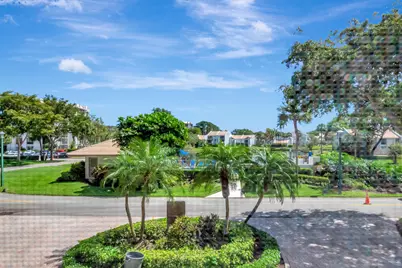 1523 Bridgewood Drive, Boca Raton, FL 33434 - Photo 23