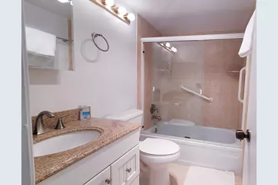 319 Chatham P, West Palm Beach, FL 33417 - Photo 9