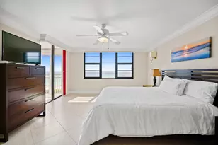 911 Ocean Dr, Juno Beach, FL 33408 - Photo 29