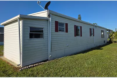 8 Del Sol, Port Saint Lucie, FL 34952 - Photo 3